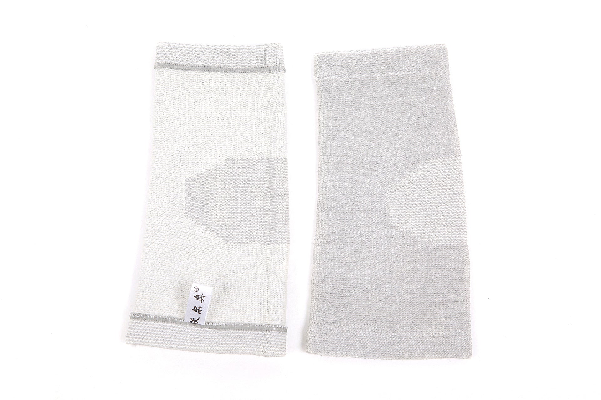 Sports elbow support